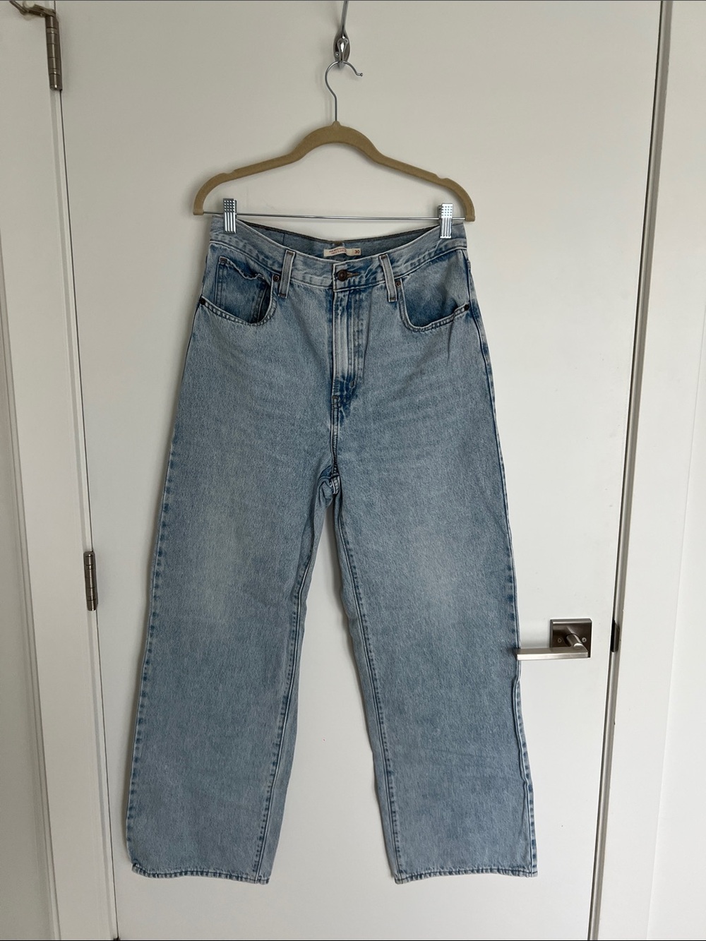 Levi’s High Waisted Straight Jeans